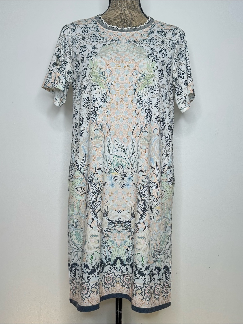Hale Bob Medium Floral Medallion Print T-Shirt Stretch Boho Luxe Shift Dress